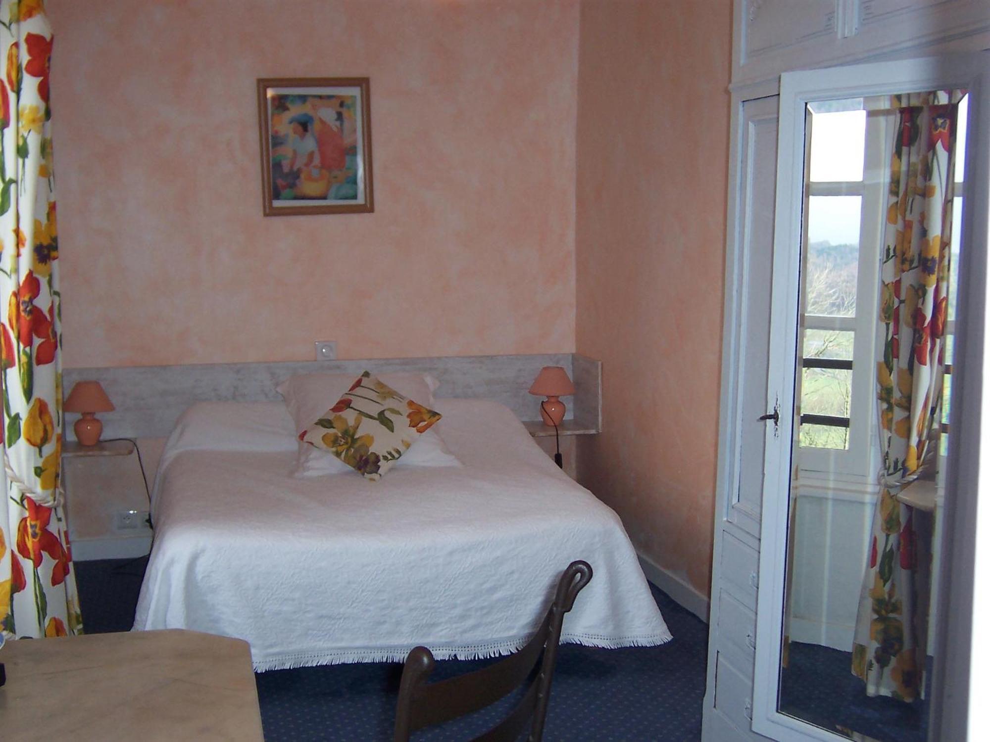 Auberge Hotel De Tournemire - Cantal Eksteriør billede